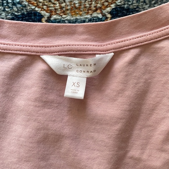 LC Lauren Conrad Pink Bubble Sleeve Top - Picture 6 of 8
